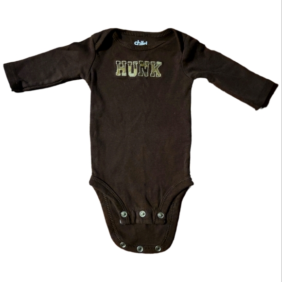 Child Of Mine Onesie Long Sleeve New Born Boy's Infant Hunk Embroidered - Picture 1 of 4